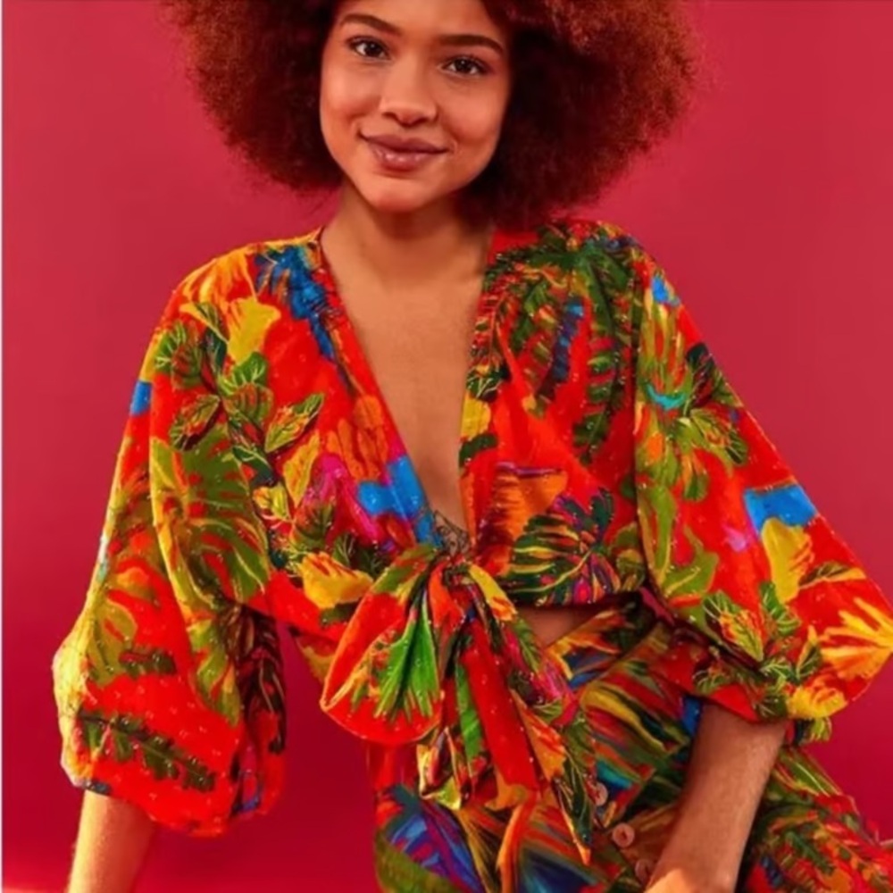 Tropical Leaf Print Tie-Front Blouse